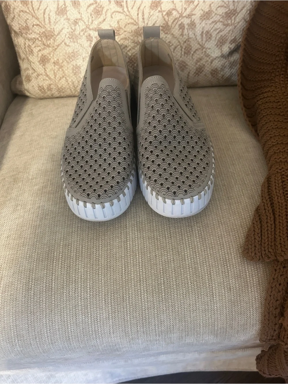 Ilse Jacobsen Tulip Taupe Laser Cut Slip On Sneakers Comfort Shoes Size 38